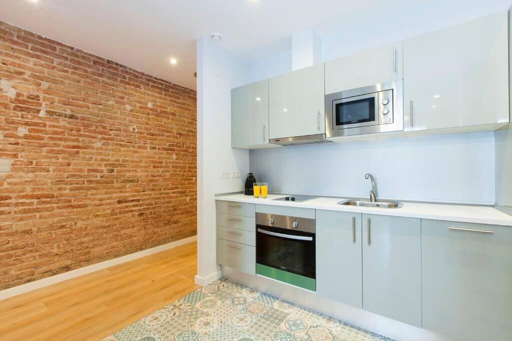 ברצלונה Beautiful 4Bd 4Ba Apartment In Eixample District מראה חיצוני תמונה